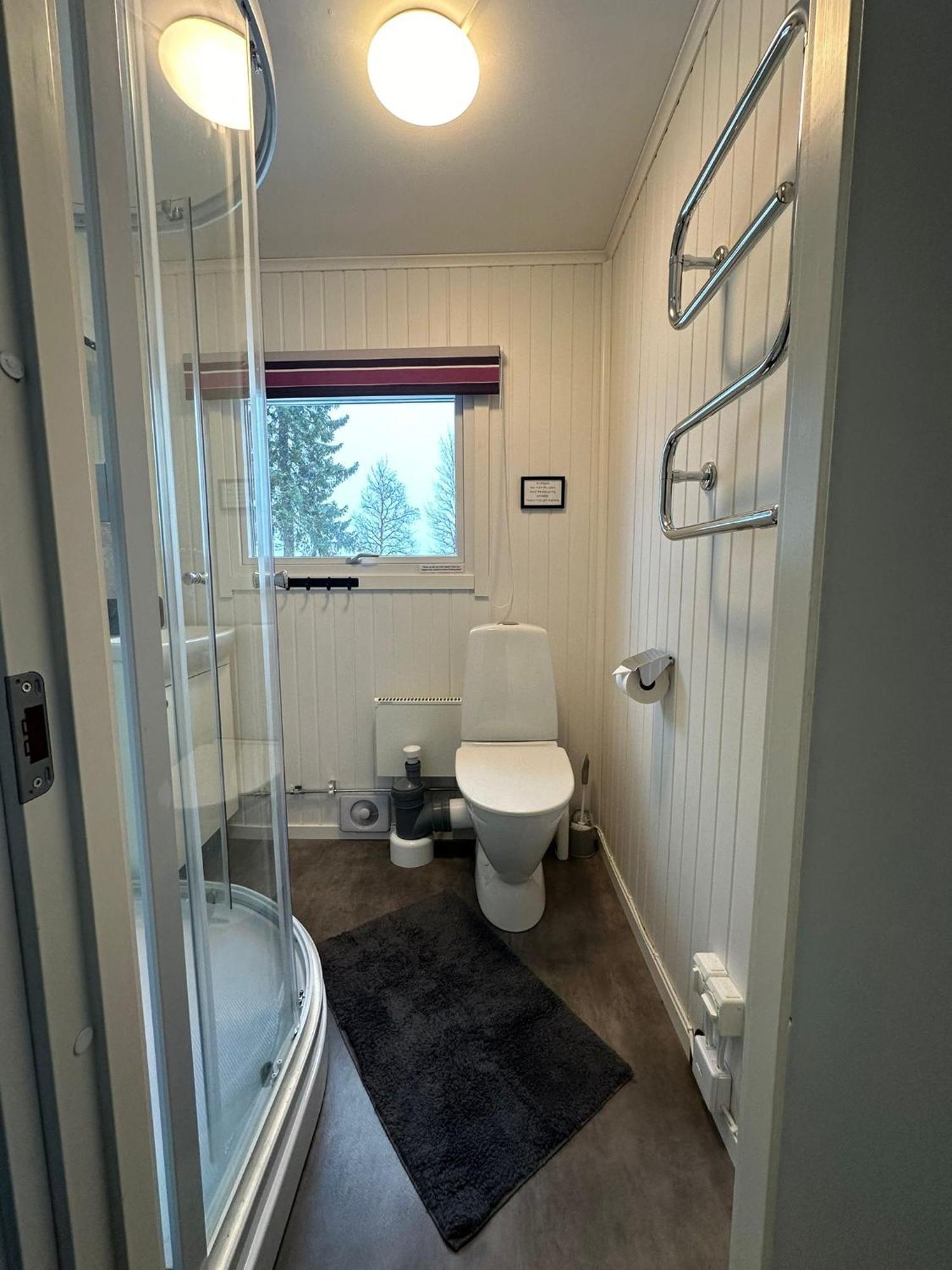 הוילה Jukkasjärvi Camp Caroli Family House מראה חיצוני תמונה
